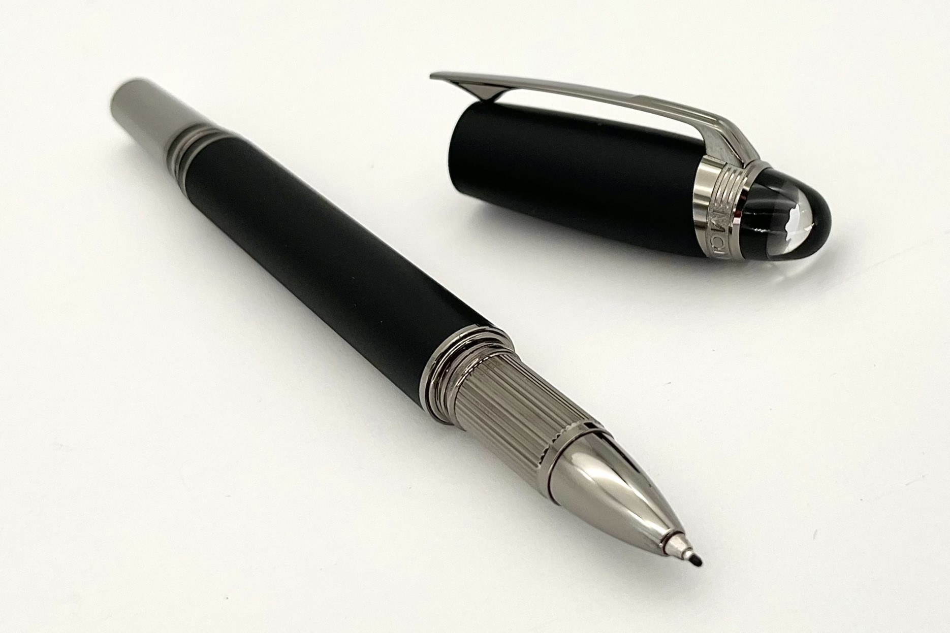 MontblancMB126341StarwalkerResinUltraBlackFineliner_E